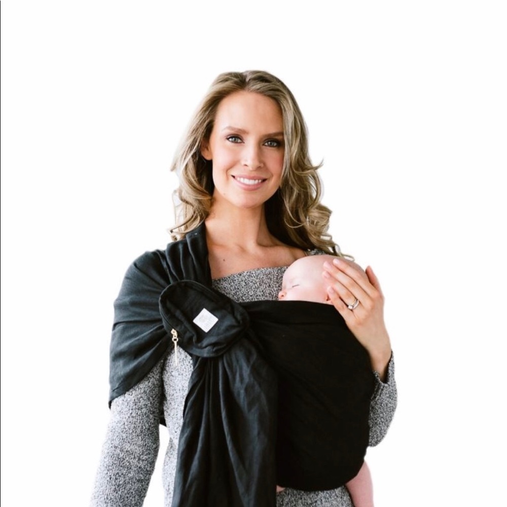NWOT Lillebaby Eternal Love Ring Sling